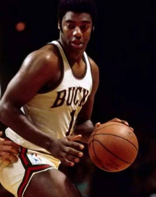 战术大师埃 战术大师埃