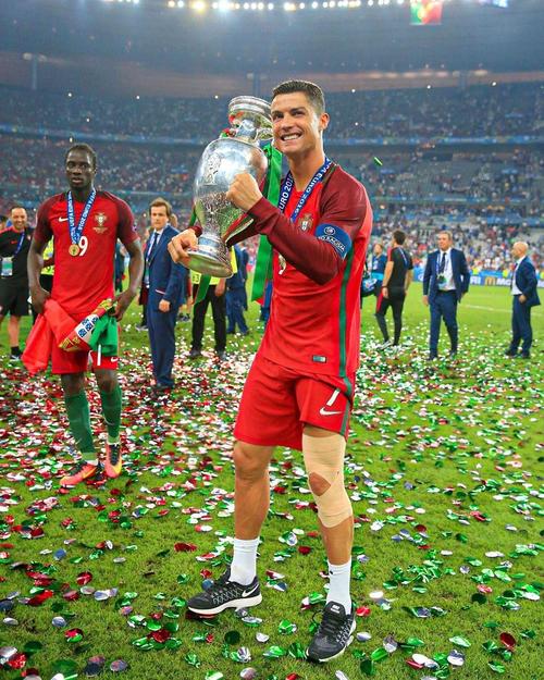 主队将重心 主队将重心